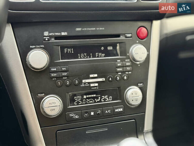 Сірий Субару Легасі, об'ємом двигуна 2 л та пробігом 274 тис. км за 5900 $, фото 11 на Automoto.ua