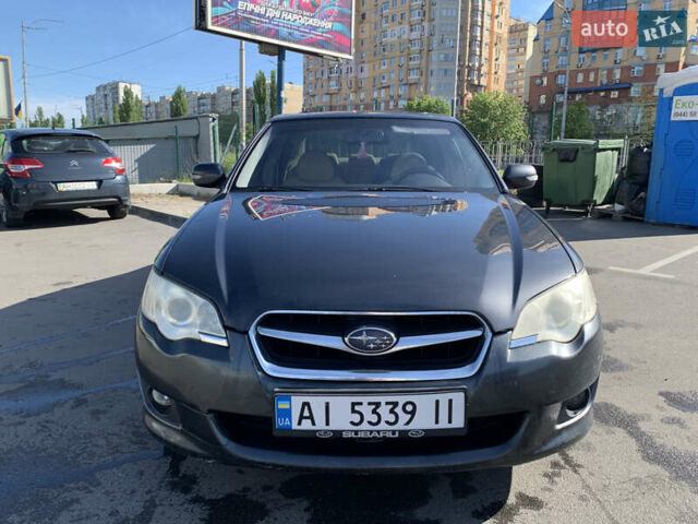 Серый Субару Легаси, объемом двигателя 2 л и пробегом 225 тыс. км за 6800 $, фото 1 на Automoto.ua
