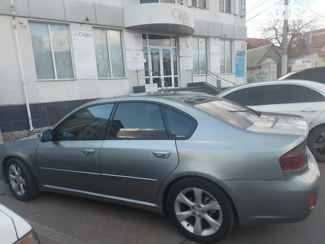 Серый Субару Легаси, объемом двигателя 2 л и пробегом 333 тыс. км за 5300 $, фото 2 на Automoto.ua