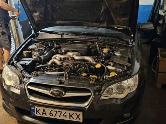 Сірий Субару Легасі, об'ємом двигуна 2 л та пробігом 340 тис. км за 4500 $, фото 3 на Automoto.ua