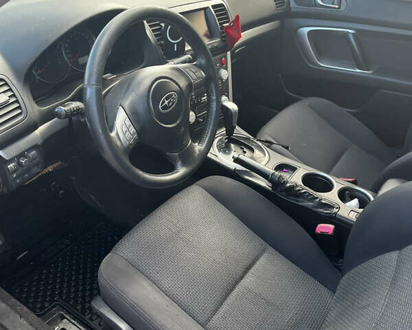 Субару Легасі 2007 у Борисполе на Automoto.ua Сірий Субару Легасі, об'ємом двигуна 2 л та пробігом 280 тис. км за 6000 $, фото 7 на Automoto.ua