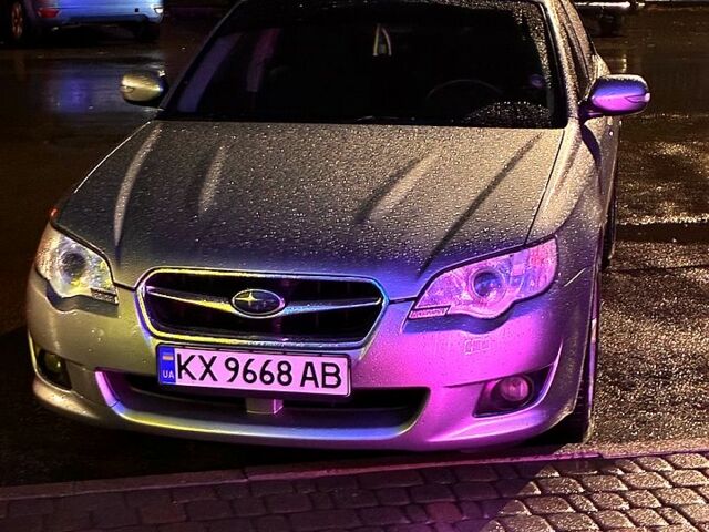 Сірий Субару Легасі, об'ємом двигуна 2 л та пробігом 244 тис. км за 6500 $, фото 10 на Automoto.ua