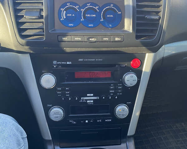 Серый Субару Легаси, объемом двигателя 1.99 л и пробегом 242 тыс. км за 5350 $, фото 8 на Automoto.ua