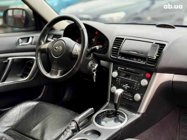 Серый Субару Легаси, объемом двигателя 0 л и пробегом 274 тыс. км за 5900 $, фото 15 на Automoto.ua