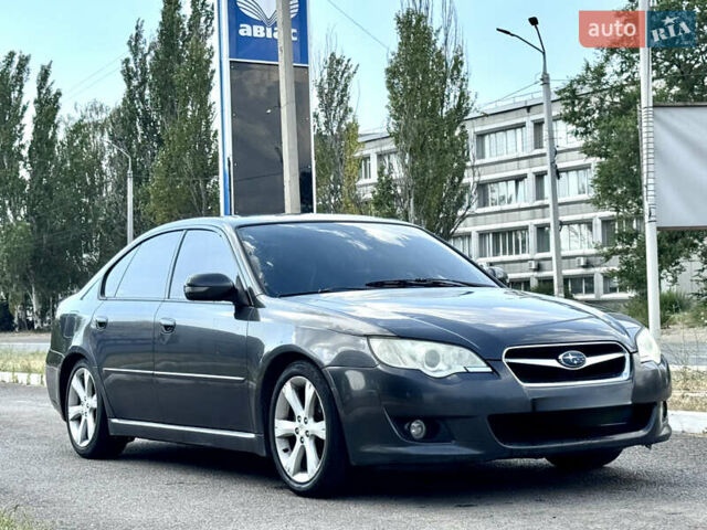 Серый Субару Легаси, объемом двигателя 0 л и пробегом 185 тыс. км за 4950 $, фото 3 на Automoto.ua