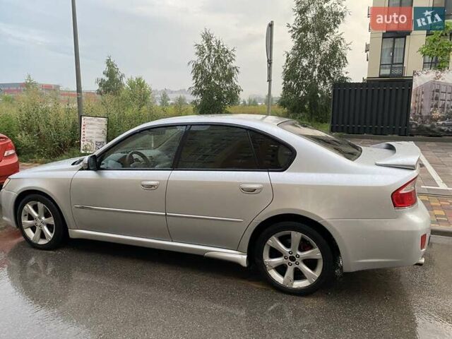 Сірий Субару Легасі, об'ємом двигуна 1.99 л та пробігом 256 тис. км за 6900 $, фото 4 на Automoto.ua