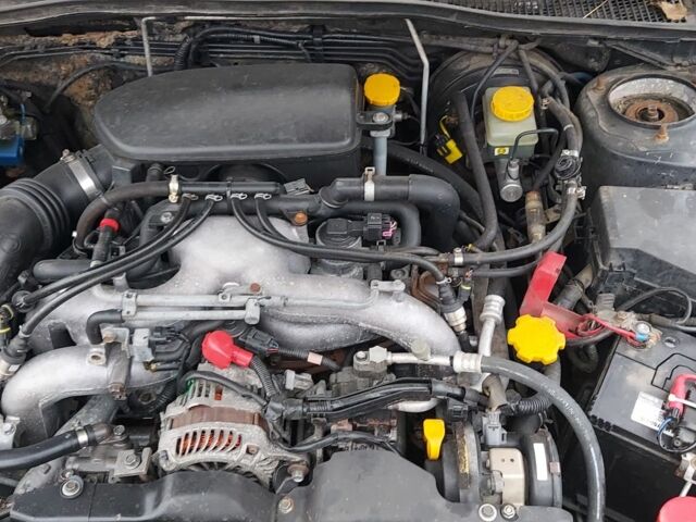 Сірий Субару Легасі, об'ємом двигуна 2 л та пробігом 168 тис. км за 3550 $, фото 6 на Automoto.ua