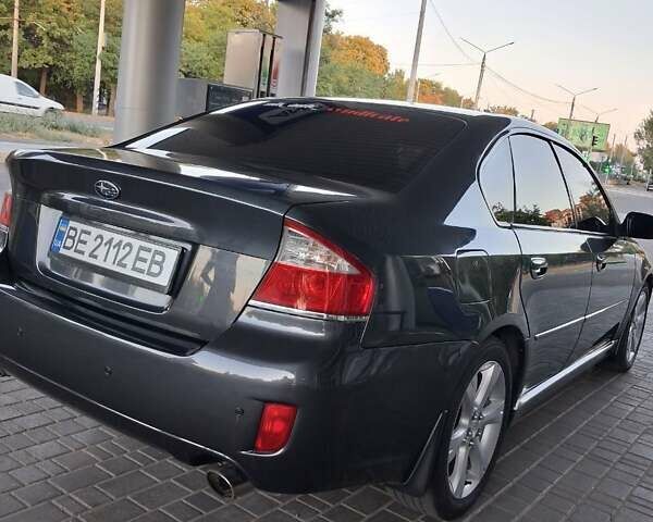 Серый Субару Легаси, объемом двигателя 2.46 л и пробегом 300 тыс. км за 6000 $, фото 4 на Automoto.ua