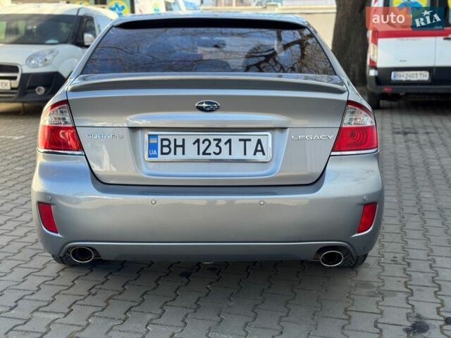 Серый Субару Легаси, объемом двигателя 2 л и пробегом 176 тыс. км за 6800 $, фото 5 на Automoto.ua