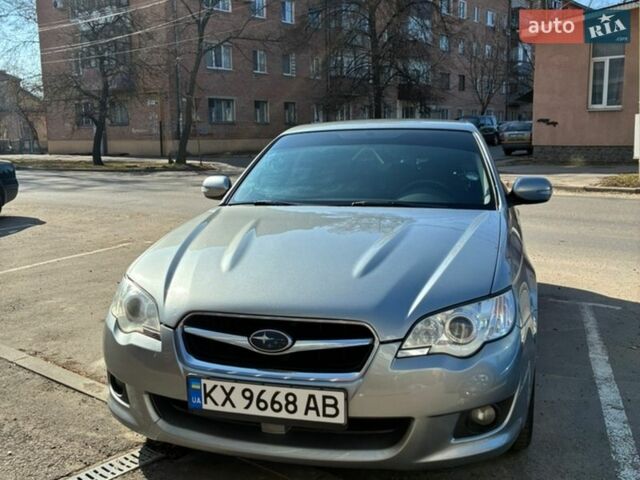 Серый Субару Легаси, объемом двигателя 1.99 л и пробегом 247 тыс. км за 6000 $, фото 1 на Automoto.ua