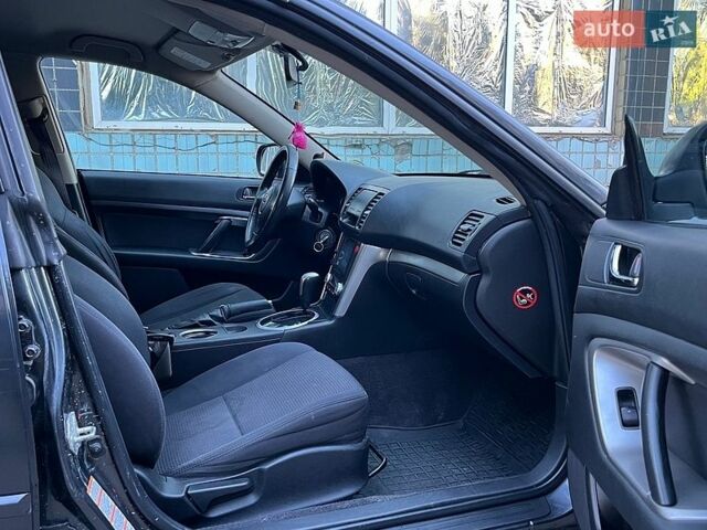 Серый Субару Легаси, объемом двигателя 2 л и пробегом 200 тыс. км за 3800 $, фото 11 на Automoto.ua