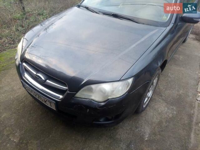 Серый Субару Легаси, объемом двигателя 1.99 л и пробегом 180 тыс. км за 4600 $, фото 10 на Automoto.ua