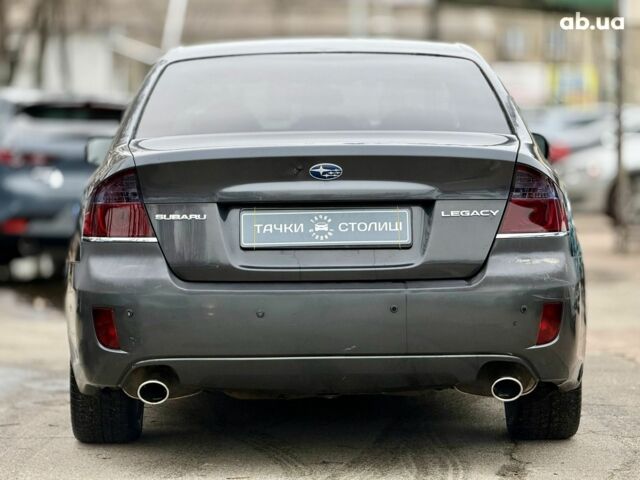 Серый Субару Легаси, объемом двигателя 0 л и пробегом 274 тыс. км за 5900 $, фото 3 на Automoto.ua