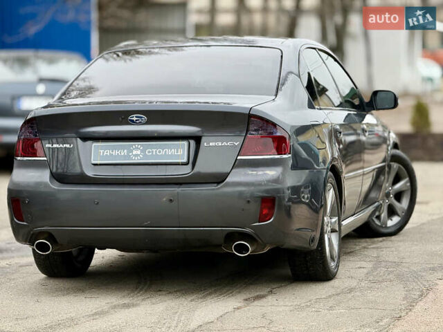 Сірий Субару Легасі, об'ємом двигуна 2 л та пробігом 274 тис. км за 5900 $, фото 4 на Automoto.ua
