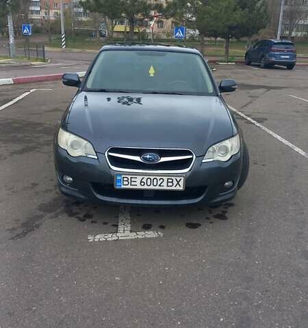 Сірий Субару Легасі, об'ємом двигуна 1.99 л та пробігом 216 тис. км за 5300 $, фото 2 на Automoto.ua
