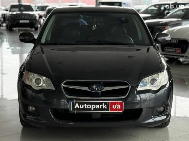Сірий Субару Легасі, об'ємом двигуна 2 л та пробігом 320 тис. км за 6440 $, фото 1 на Automoto.ua