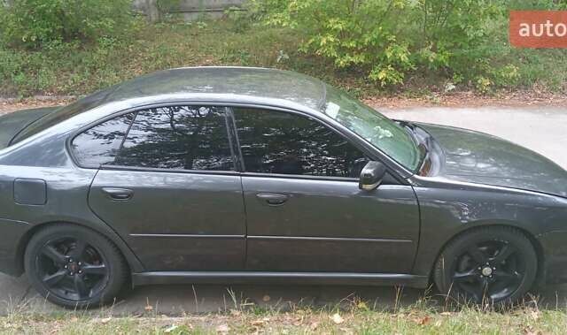 Сірий Субару Легасі, об'ємом двигуна 2 л та пробігом 184 тис. км за 6300 $, фото 2 на Automoto.ua