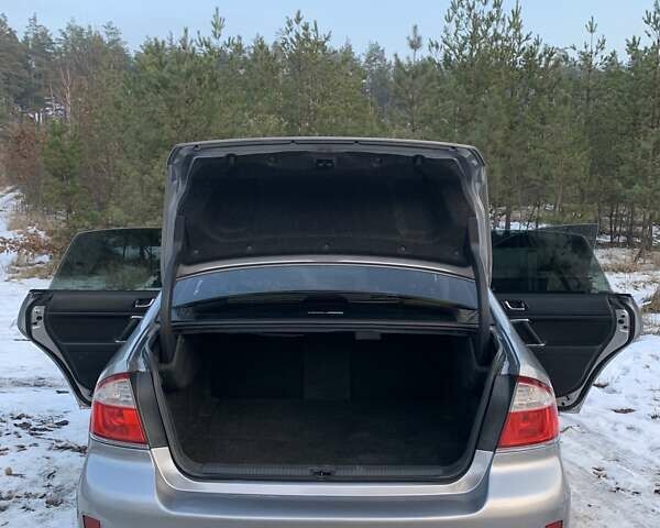 Сірий Субару Легасі, об'ємом двигуна 2 л та пробігом 140 тис. км за 5800 $, фото 11 на Automoto.ua