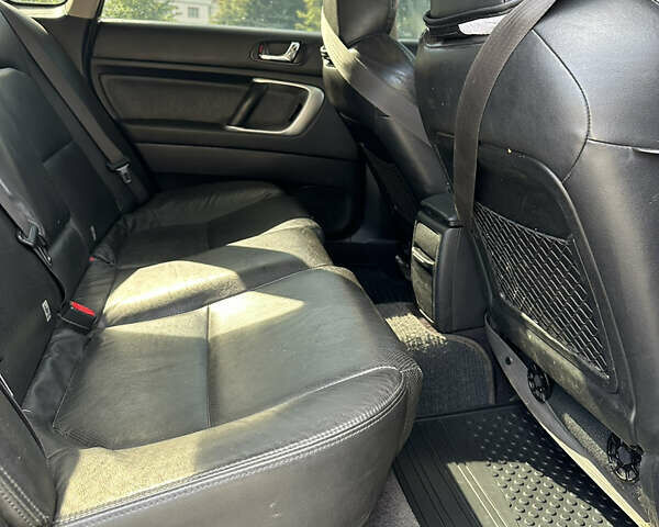 Сірий Субару Легасі, об'ємом двигуна 1.99 л та пробігом 282 тис. км за 6300 $, фото 16 на Automoto.ua