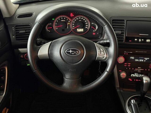 Сірий Субару Легасі, об'ємом двигуна 2 л та пробігом 320 тис. км за 6440 $, фото 15 на Automoto.ua