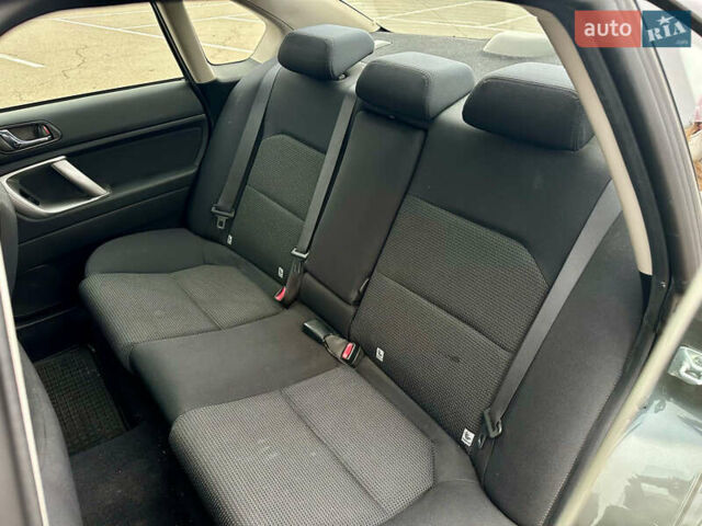 Серый Субару Легаси, объемом двигателя 1.99 л и пробегом 55 тыс. км за 8900 $, фото 22 на Automoto.ua