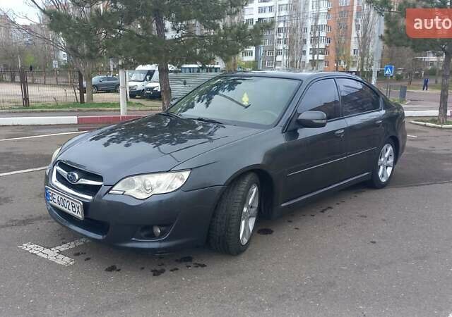 Сірий Субару Легасі, об'ємом двигуна 1.99 л та пробігом 216 тис. км за 5300 $, фото 1 на Automoto.ua