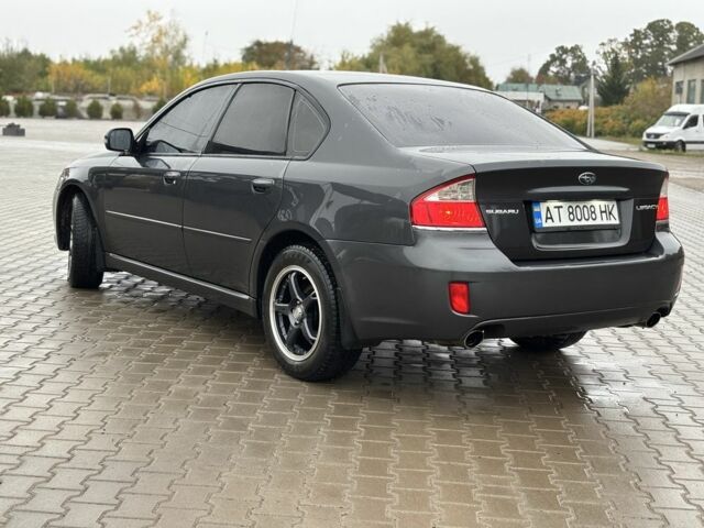 Серый Субару Легаси, объемом двигателя 2 л и пробегом 280 тыс. км за 6800 $, фото 5 на Automoto.ua