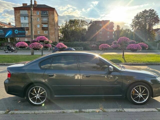 Сірий Субару Легасі, об'ємом двигуна 2 л та пробігом 210 тис. км за 4500 $, фото 5 на Automoto.ua