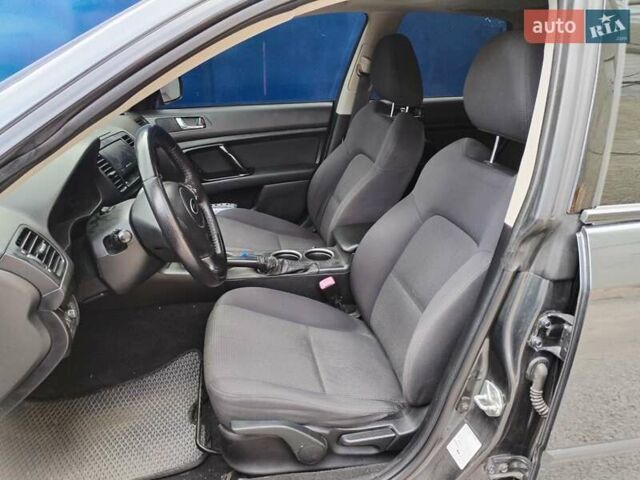 Сірий Субару Легасі, об'ємом двигуна 1.99 л та пробігом 257 тис. км за 6500 $, фото 7 на Automoto.ua