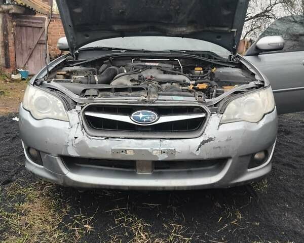 Сірий Субару Легасі, об'ємом двигуна 2 л та пробігом 340 тис. км за 5400 $, фото 5 на Automoto.ua