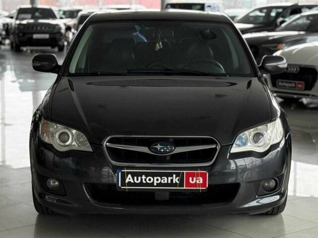 Серый Субару Легаси, объемом двигателя 2 л и пробегом 320 тыс. км за 6440 $, фото 1 на Automoto.ua