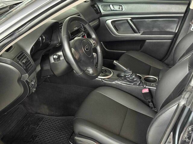 Серый Субару Легаси, объемом двигателя 2 л и пробегом 320 тыс. км за 6440 $, фото 8 на Automoto.ua