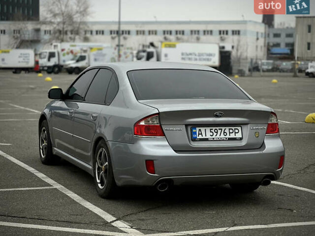 Серый Субару Легаси, объемом двигателя 2 л и пробегом 247 тыс. км за 3900 $, фото 6 на Automoto.ua
