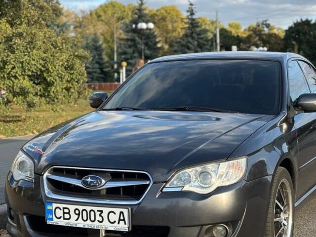 Сірий Субару Легасі, об'ємом двигуна 2 л та пробігом 210 тис. км за 4500 $, фото 1 на Automoto.ua