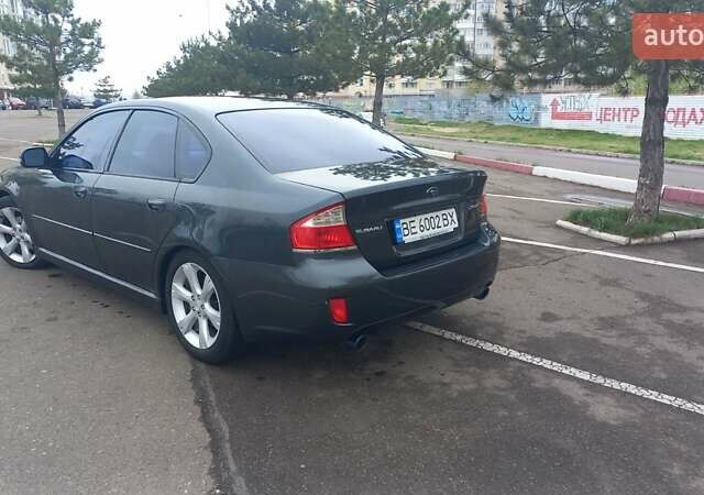 Сірий Субару Легасі, об'ємом двигуна 1.99 л та пробігом 216 тис. км за 5300 $, фото 9 на Automoto.ua