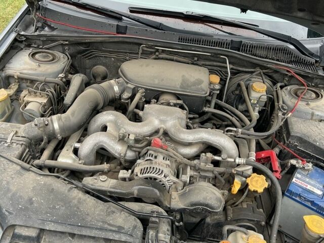 Сірий Субару Легасі, об'ємом двигуна 2 л та пробігом 170 тис. км за 6000 $, фото 6 на Automoto.ua