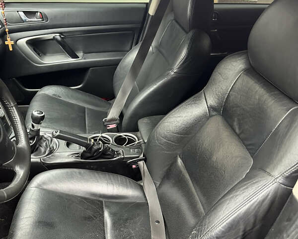 Серый Субару Легаси, объемом двигателя 2 л и пробегом 230 тыс. км за 5200 $, фото 2 на Automoto.ua