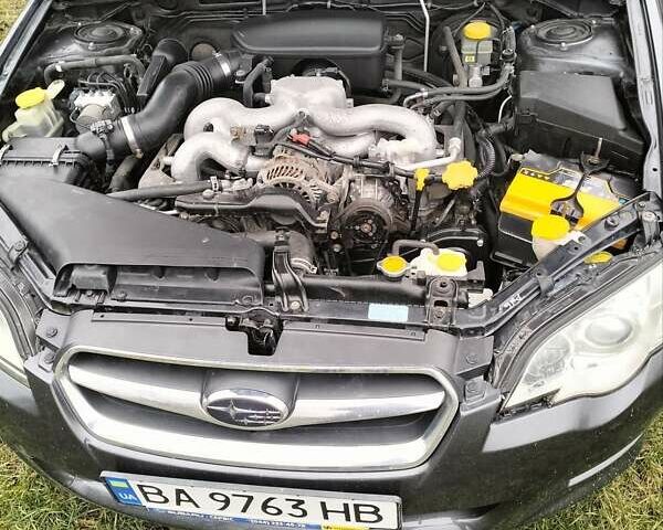 Сірий Субару Легасі, об'ємом двигуна 2 л та пробігом 142 тис. км за 5200 $, фото 4 на Automoto.ua