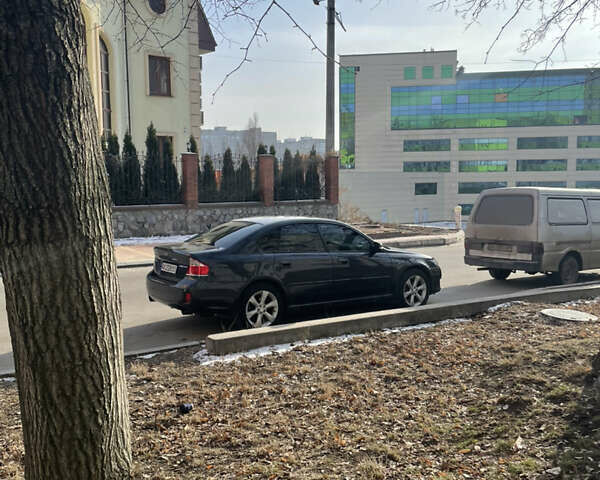 Сірий Субару Легасі, об'ємом двигуна 2 л та пробігом 165 тис. км за 7000 $, фото 1 на Automoto.ua