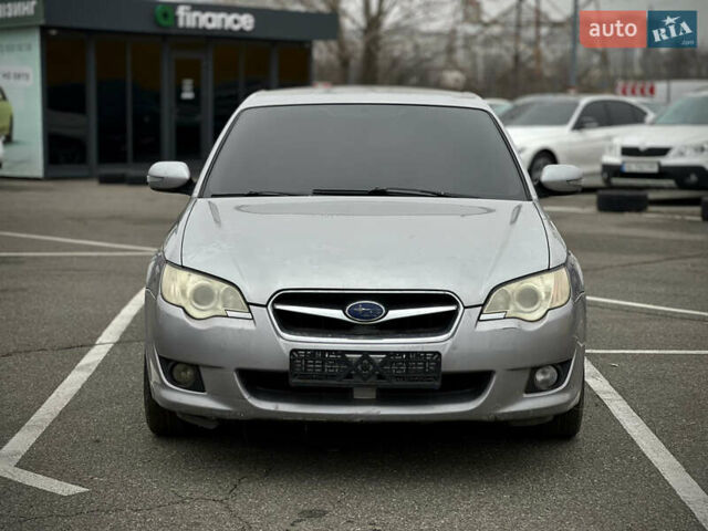 Серый Субару Легаси, объемом двигателя 2 л и пробегом 247 тыс. км за 3900 $, фото 8 на Automoto.ua