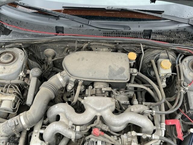 Сірий Субару Легасі, об'ємом двигуна 2 л та пробігом 170 тис. км за 6000 $, фото 7 на Automoto.ua