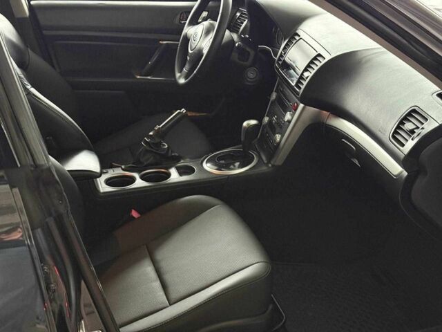 Серый Субару Легаси, объемом двигателя 2 л и пробегом 320 тыс. км за 6440 $, фото 10 на Automoto.ua