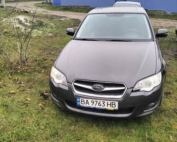 Сірий Субару Легасі, об'ємом двигуна 2 л та пробігом 142 тис. км за 5200 $, фото 6 на Automoto.ua