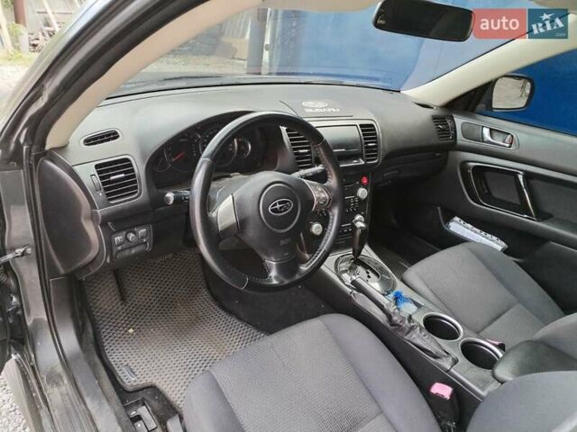 Сірий Субару Легасі, об'ємом двигуна 1.99 л та пробігом 257 тис. км за 6500 $, фото 11 на Automoto.ua