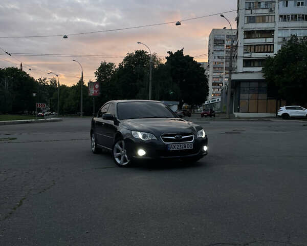 Сірий Субару Легасі, об'ємом двигуна 2 л та пробігом 165 тис. км за 7000 $, фото 6 на Automoto.ua
