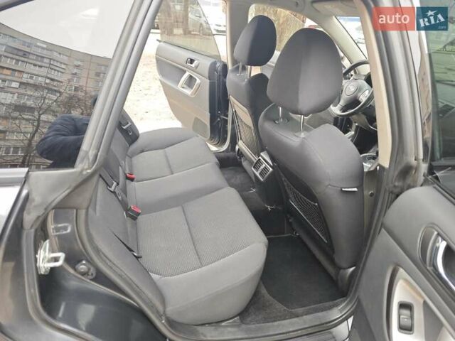 Серый Субару Легаси, объемом двигателя 2.5 л и пробегом 117 тыс. км за 7800 $, фото 4 на Automoto.ua