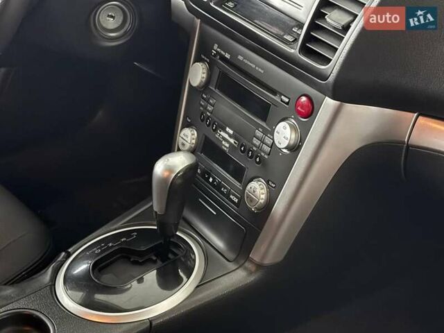 Сірий Субару Легасі, об'ємом двигуна 2 л та пробігом 320 тис. км за 6440 $, фото 12 на Automoto.ua