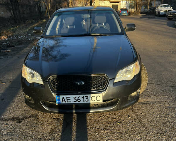 Серый Субару Легаси, объемом двигателя 2 л и пробегом 180 тыс. км за 4900 $, фото 6 на Automoto.ua