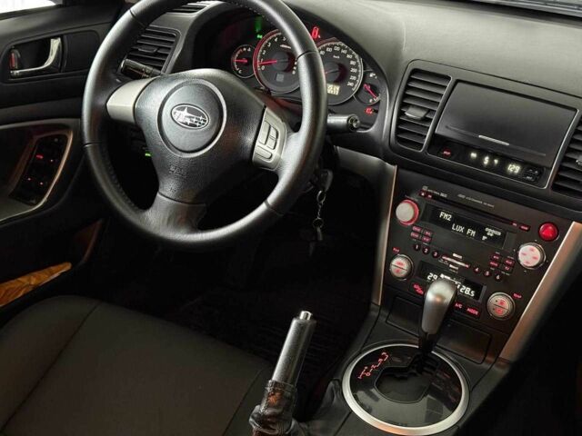 Серый Субару Легаси, объемом двигателя 2 л и пробегом 320 тыс. км за 6440 $, фото 17 на Automoto.ua