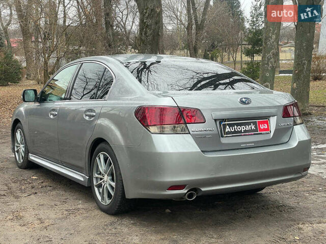 Серый Субару Легаси, объемом двигателя 2 л и пробегом 246 тыс. км за 8790 $, фото 12 на Automoto.ua